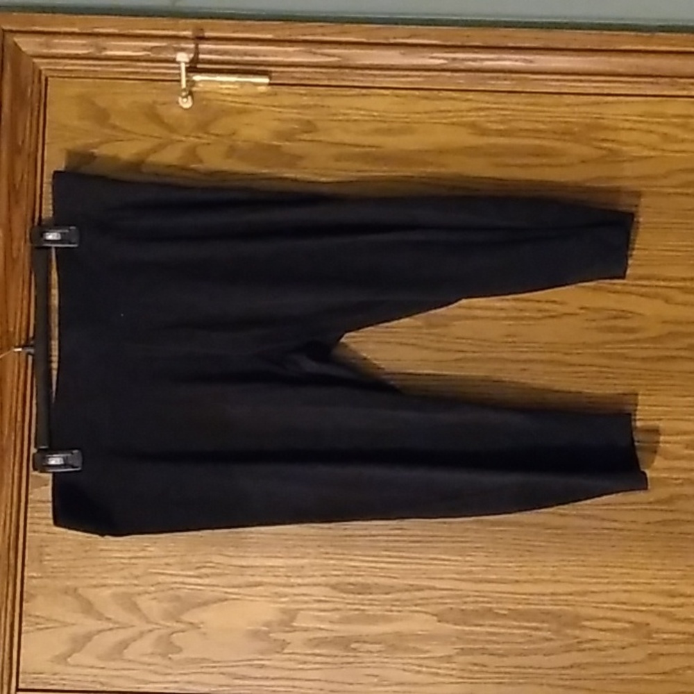 Women's Sonoma Pull On Capri Leggings